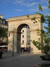 Porte Guillaume v centru Dijonu