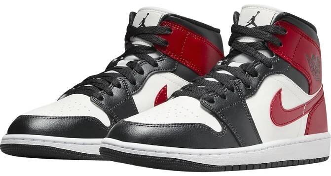 Air Jordan 1 Mid WMNS Black Toe