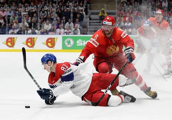 Rusko a Bělorusko nebudou na hokejovém MS v Česku, IIHF prodloužila zákaz startů