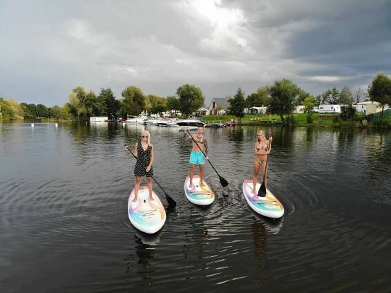 Půjčovna PADDLEBOARDŮ v Hradci Králové