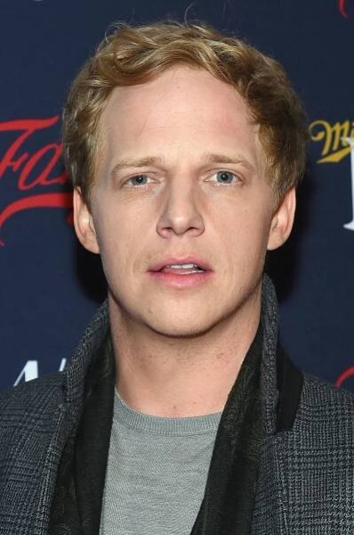 Chris Geere Biography: Height, Wife, Net Worth, Children, Age - Net Worth Post
