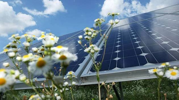 V Kosmonosích vyroste obří sluneční elektrárna, obyvatelé šanci nedostali