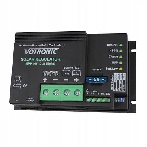 REGULÁTOR NABÍJENÍ SOLÁRNÍ REGULÁTOR 12V 24V 10A