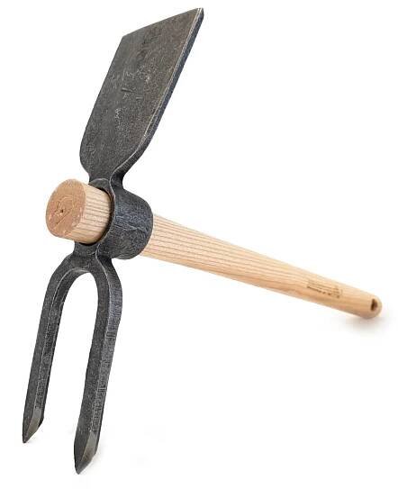 Těžká zahradní motyka 40 cm s jasanovou násadou