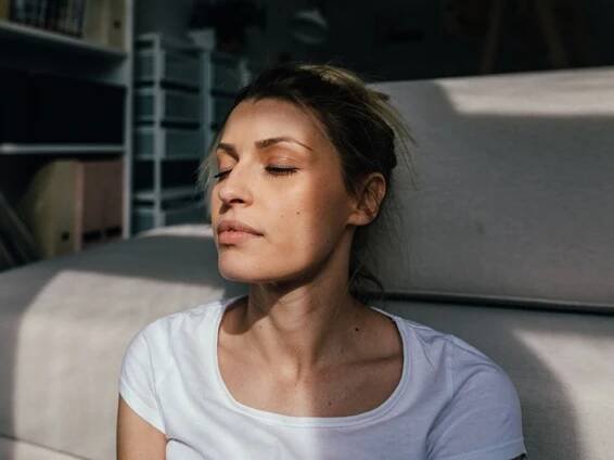 Central Vertigo: Symptoms, Causes, Diagnosis, Treatment