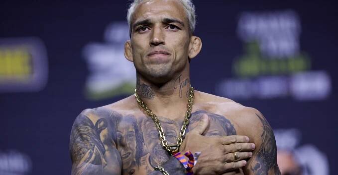 Charles Oliveira trashes fighters that ducked him for UFC Rio: ‘They ran the other way’