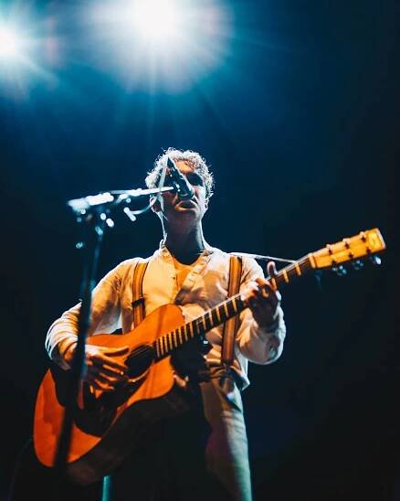 Hozier přinesl svůj hit Take Me to Church do vyprodaného Fora Karlín
