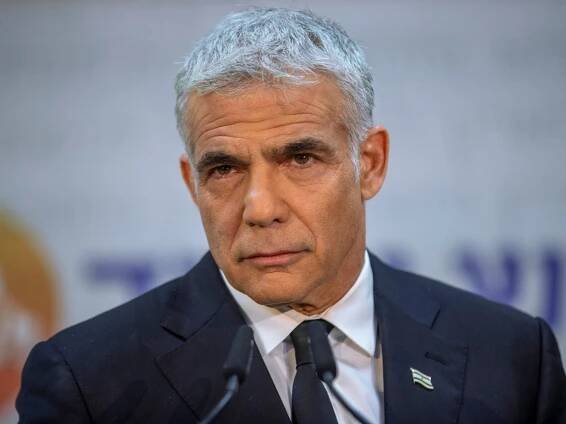 Yair Lapid informs Israeli president he can form new government