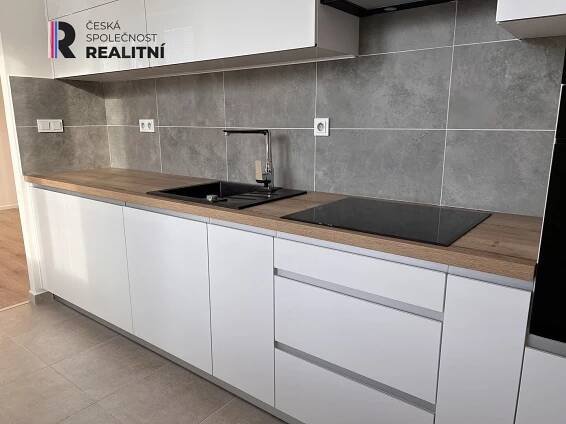 Pronájem bytu 2+1 51 m², Sokolovská, Ostrava - Poruba