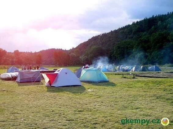 Kemp Zvíkovec U Varských, Zvíkovec
