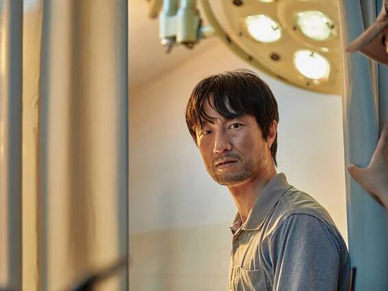 Inline Image 10: Lee Byeong-chan, aka Mr. Lee (Kim Byong-chul) - Meet the Zombie-Fighting Teens of ‘All of Us Are Dead’