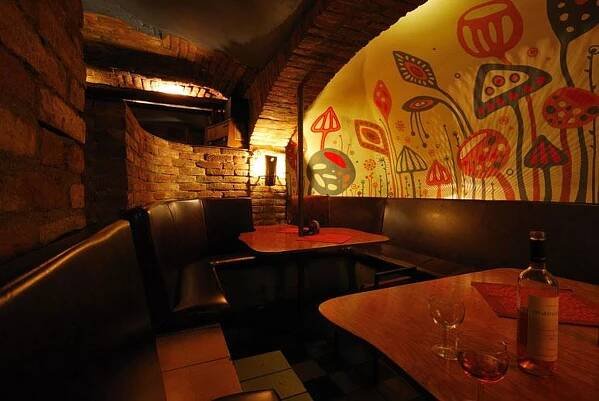 photos & art | fraktal bar restaurace