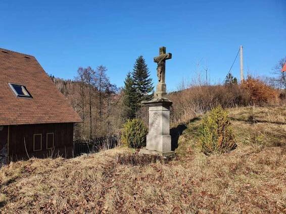 Kříž v Olešnici v Orlických horách | Drobné památky 
