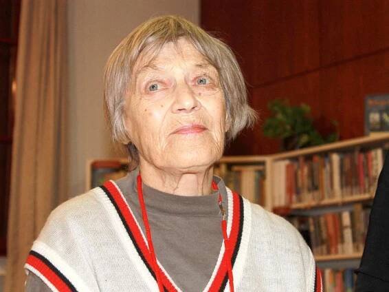 OBRAZEM: Luba Skořepová vzpomínala v novopacké knihovně