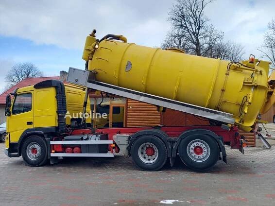Fekální vůz Volvo FMX 450, 6x2