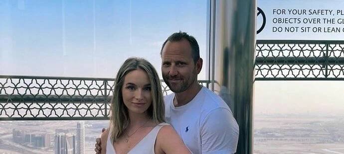 Zamilovaný pár Tomáš Jun a Petra Škytová