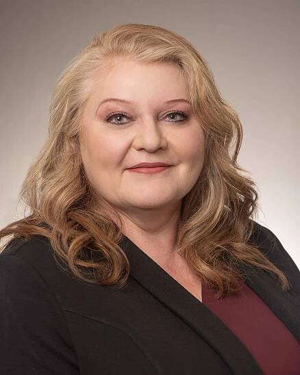 Headshot-CindyGuyett