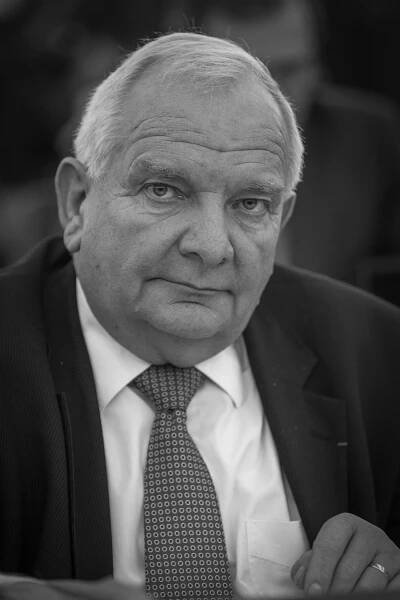 Soubor:Joseph Daul par Claude Truong-Ngoc octobre 2013.jpg