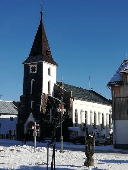 Soubor:Kostel.Sv.Stepana.Kvilda.Leden.2020.vert.jpg – Wikipedie