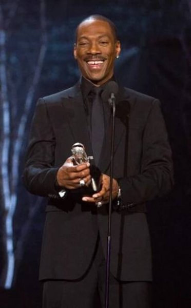 Nezameniteľný šoumen Eddie Murphy oslávi päťdesiatku