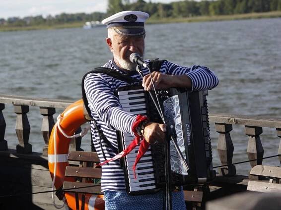 Na pirátském korábu Perla Mazur