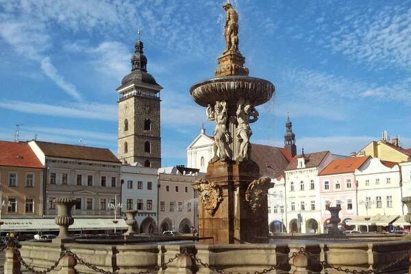 Okolí a výlety – Vodní domky Čejkovice