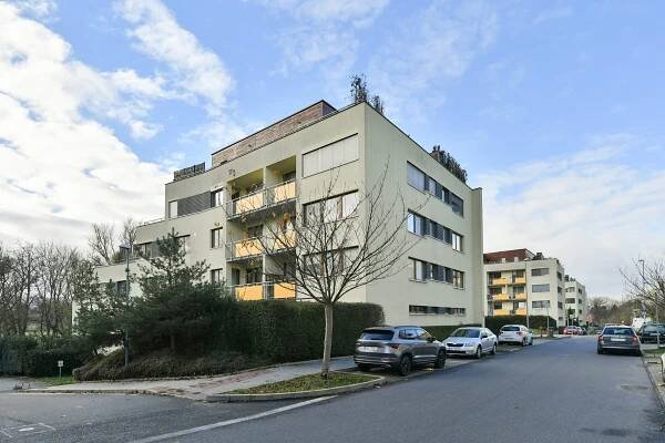 Harlacherova, Záběhlice - Praha 10 | Pronájem, Byt, 2+kk, 63 m²