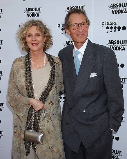 The '80s actress with her husband, pictured on April 13, 2002 | Source: Getty Images