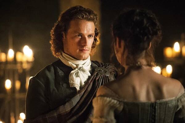 Cizinka - Svatba - Z filmu - Sam Heughan, Caitríona Balfe