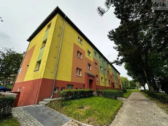 Pronájem, byt 2+1, 40 m2, Most, ul. Antonína Dvořáka, 11 500 Kč/měs