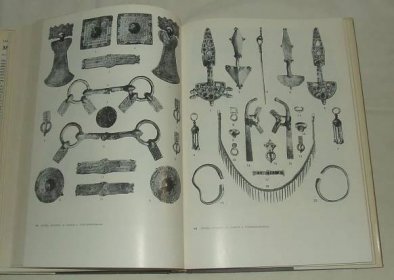 Morava na sklonku antiky - J. Tejral archeologie nálezy spony keramika - Knihy