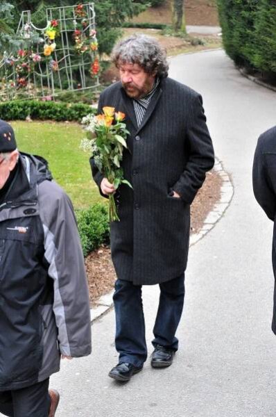 Pavel byl miláček, řekl Svěrák na Vondruškově pohřbu