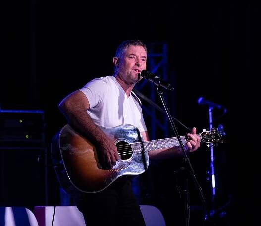 Ian Burns - Shows