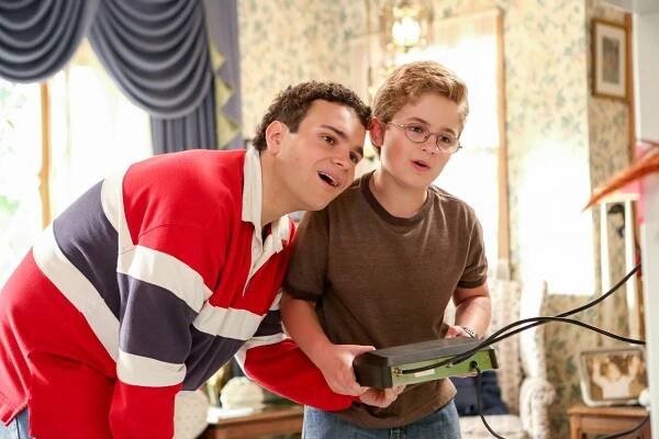 Goldbergovi - Why're You Hitting Yourself? - Z filmu - Troy Gentile, Sean Giambrone