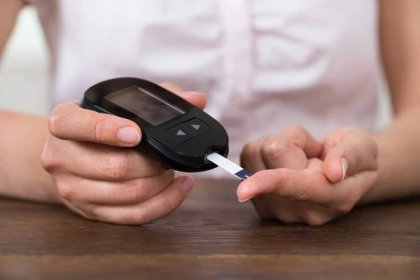 Co je cukrovka a proč ji sledovat pomocí přesných testů glukózy v krvi?