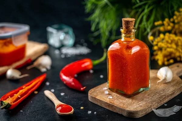 Domácí omáčka Sriracha za 20 minut, recept s fotografiemi krok za krokem