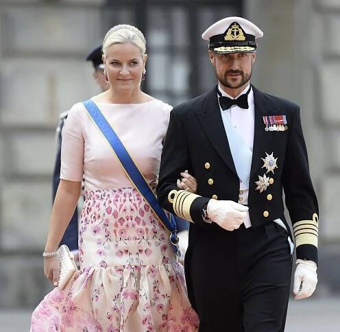 Royal Guests at the Wedding of Prince Carl Philip of Sweden | The Royal Watcher