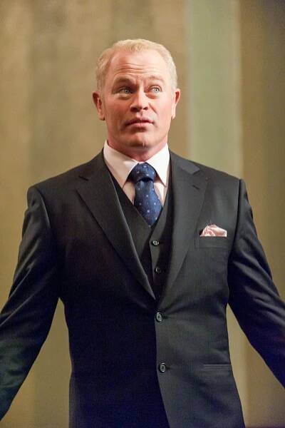 Strážce pořádku - The Man Behind the Curtain - Z filmu - Neal McDonough