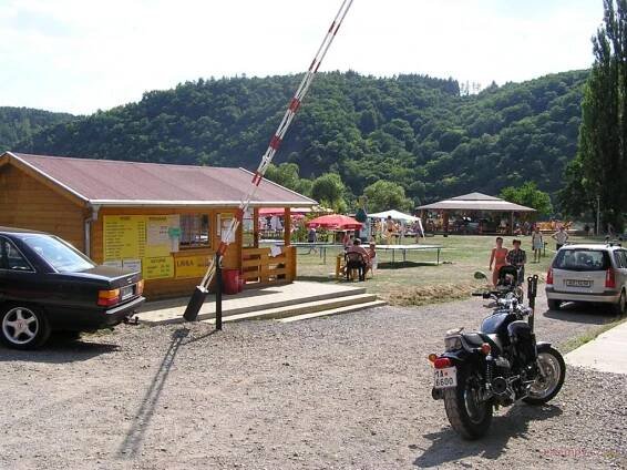LÁVKAPARK camp & hotel Skochovice - Vrané nad Vltavou, Praha-západ | eKempy.cz