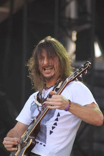 Angra (band) - Wikipedia