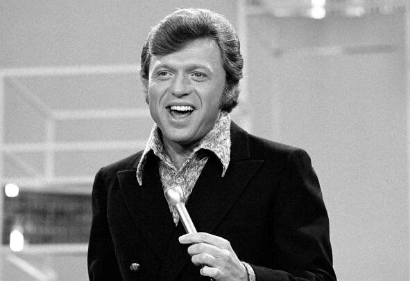 Steve Lawrence