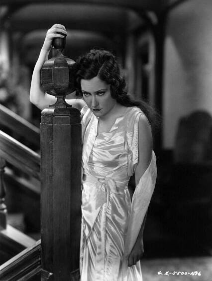 Indiscreet (1931) | SHOWBIZ.CZ 