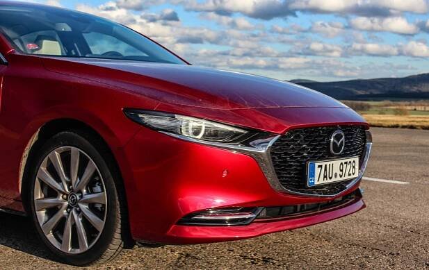 Test Mazda3 sedan Skyactiv-X | Autojournal.cz