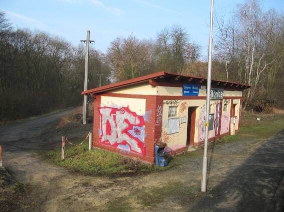 Soubor:Citonice, železniční zastávka.jpg