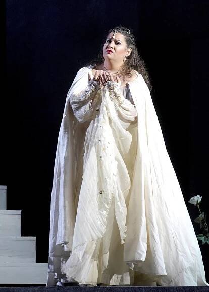 Photos - Natasa Katai - Soprano