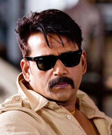 Ravi Kishan Photos