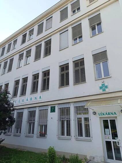 Ústavní lékárna - Fakultní nemocnice Královské Vinohrady foto 2