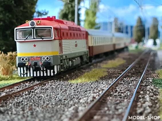 Modelová Galéria » Domáce koľajisko | MODELY-VLACKU.CZ 
