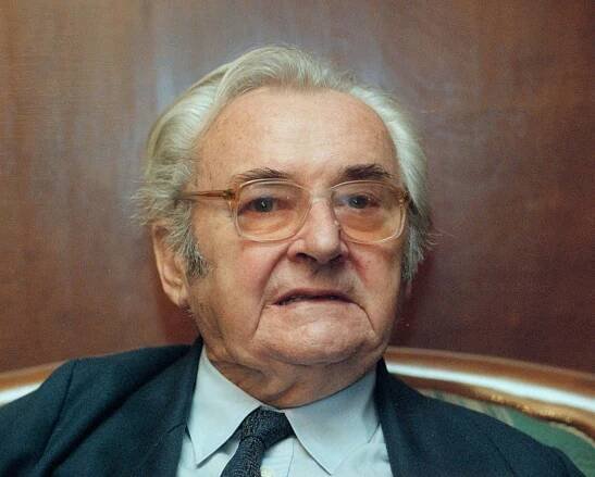 Od smrti legendárního herce uplynulo 23 let. Jiří Sovák se se synem Jiřím Schmitzerem neudobřil ani na smrtelné posteli