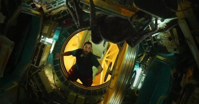Američané zfilmovali české sci-fi. Trailer ke snímku Kosmonaut z Čech s Adamem Sandlerem je venku